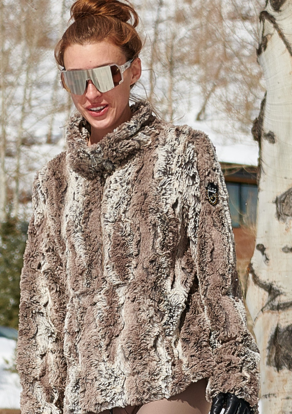 Jamie Women's Luxury Faux Fur Half Zip Après Ski Pullover